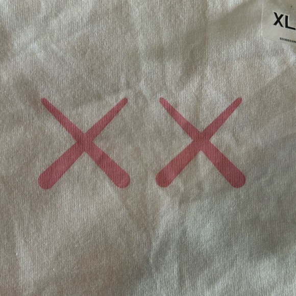 Brand new Kaws t-shirt with tags. XL Deadstock. - Picture 3 of 5